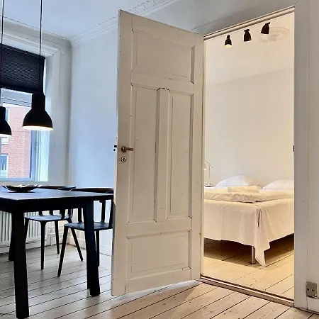 Appartamento Two Bedroom In Copenhagen, Rantzausgade 32, *
