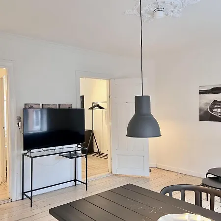 Appartamento Two Bedroom In Copenhagen, Rantzausgade 32, Copenaghen