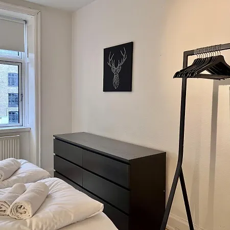 Two Bedroom In Copenhagen, Rantzausgade 32,