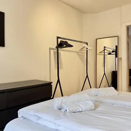 Two Bedroom In Copenhagen, Rantzausgade 32, *