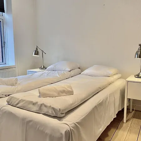 Two Bedroom In Copenhagen, Rantzausgade 32, Apartment