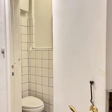 Two Bedroom In Copenhagen, Rantzausgade 32,
