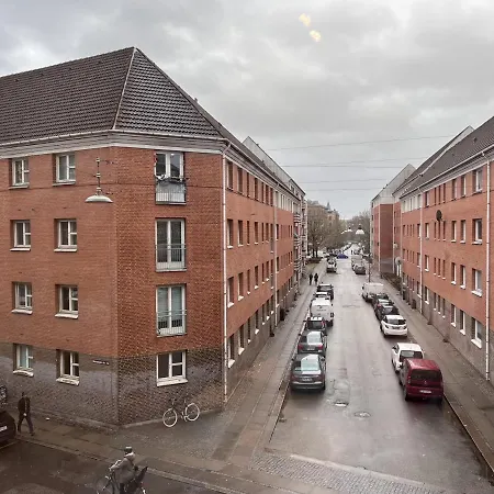 Two Bedroom In Copenhagen, Rantzausgade 32, Apartment